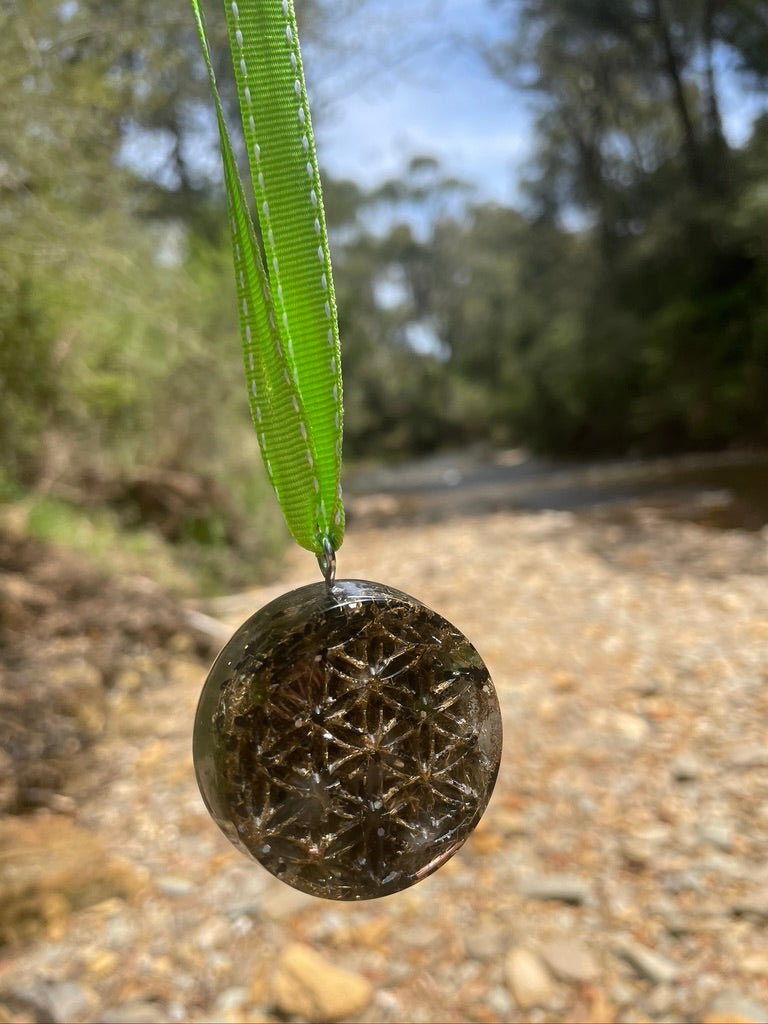 flower of life spiritual awakening orgone pendant