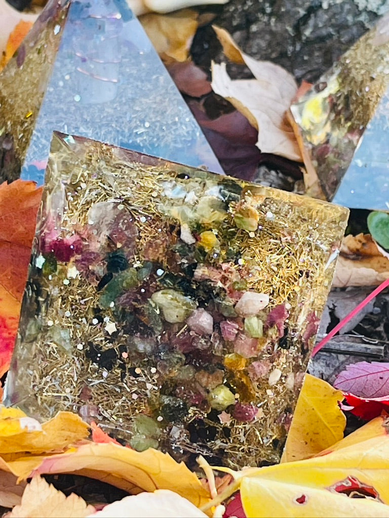 Be present pyramid Orgonite