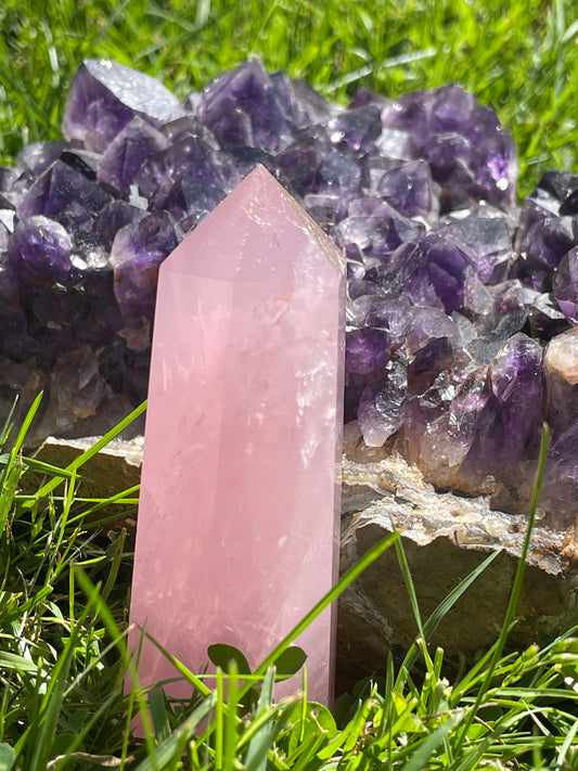 Rose quartz point